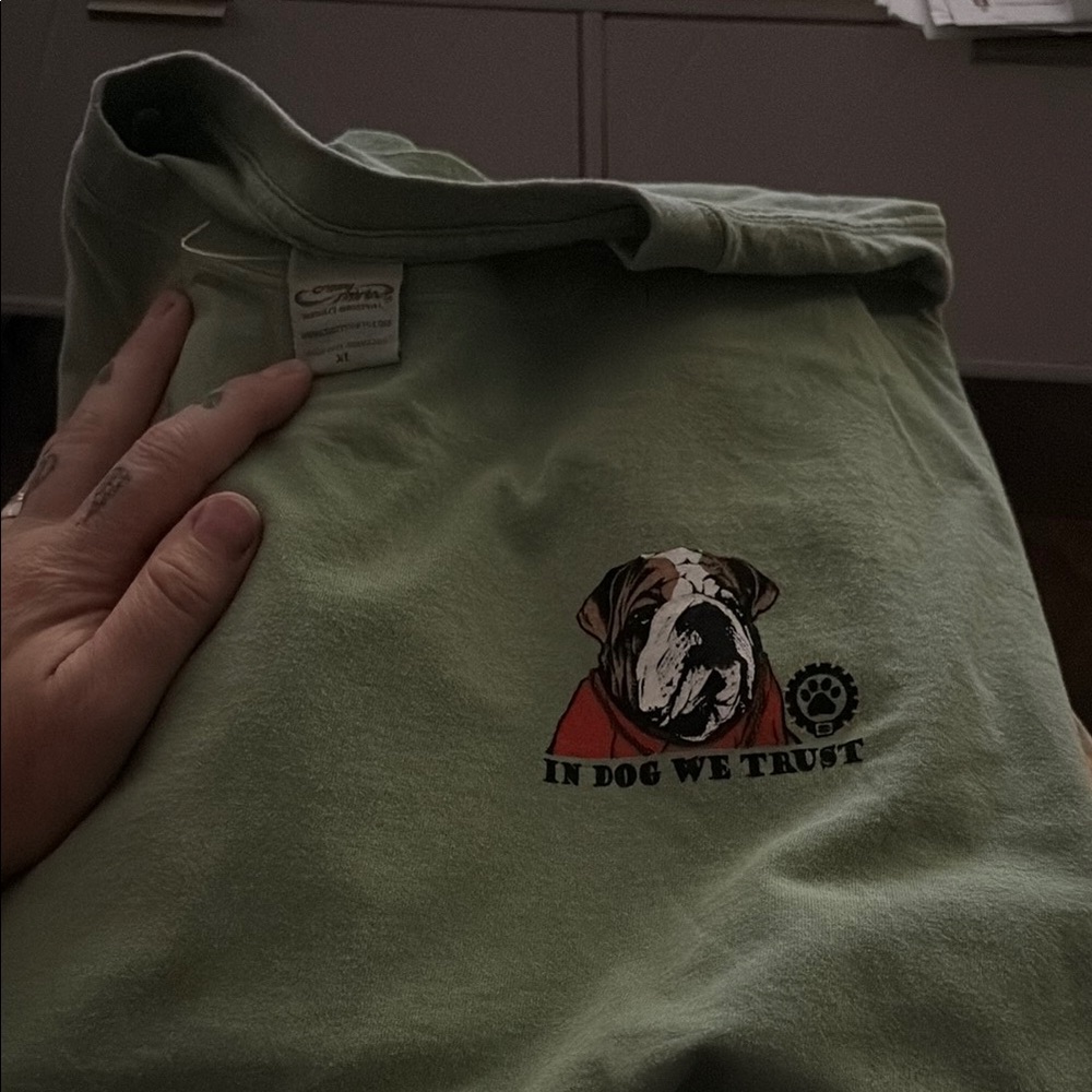 Green Short Sleeve Tee with Bulldog Design